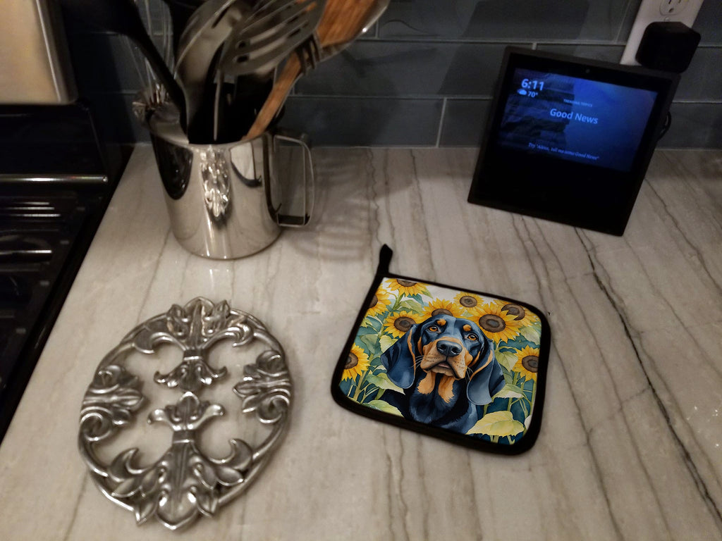 Black and Tan Coonhound in Sunflowers Pair of Pot Holders